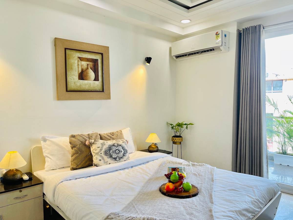 Chic and Comfort 3BHK Urban Escape in Ardee City