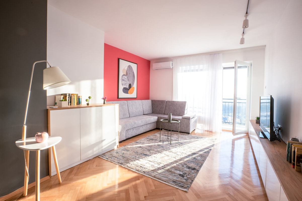 PRN - Sunset Apartment