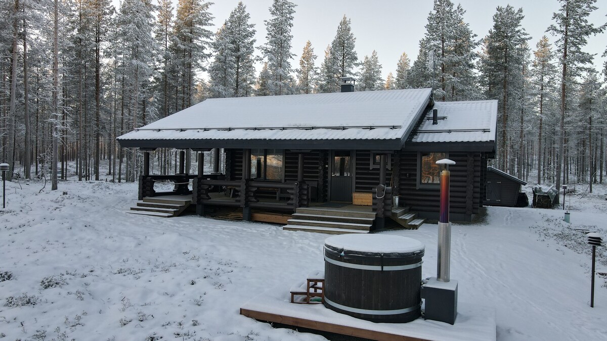 Lakeside cabin with hot tub, 7 pers. Ruka-Kuusamo