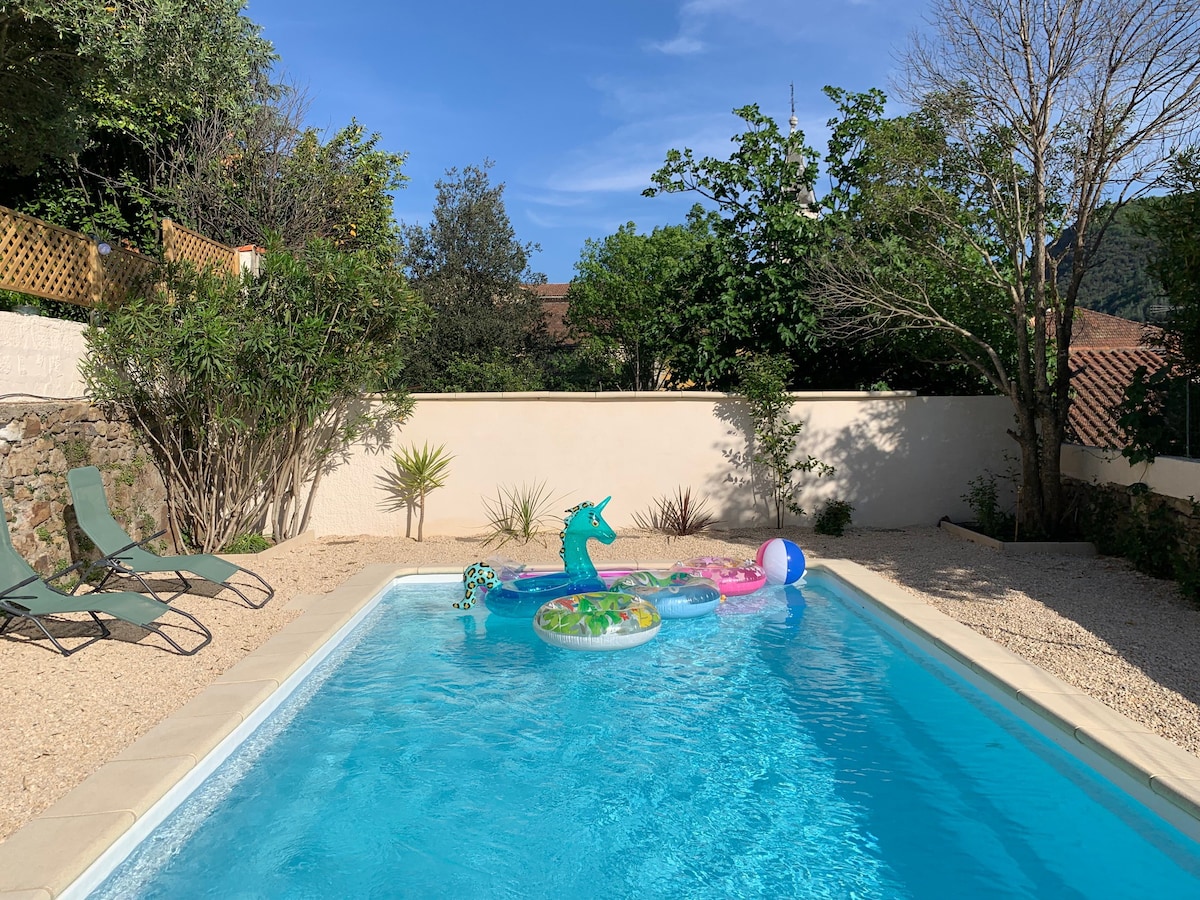 Villa avec piscine dans les Cévennes