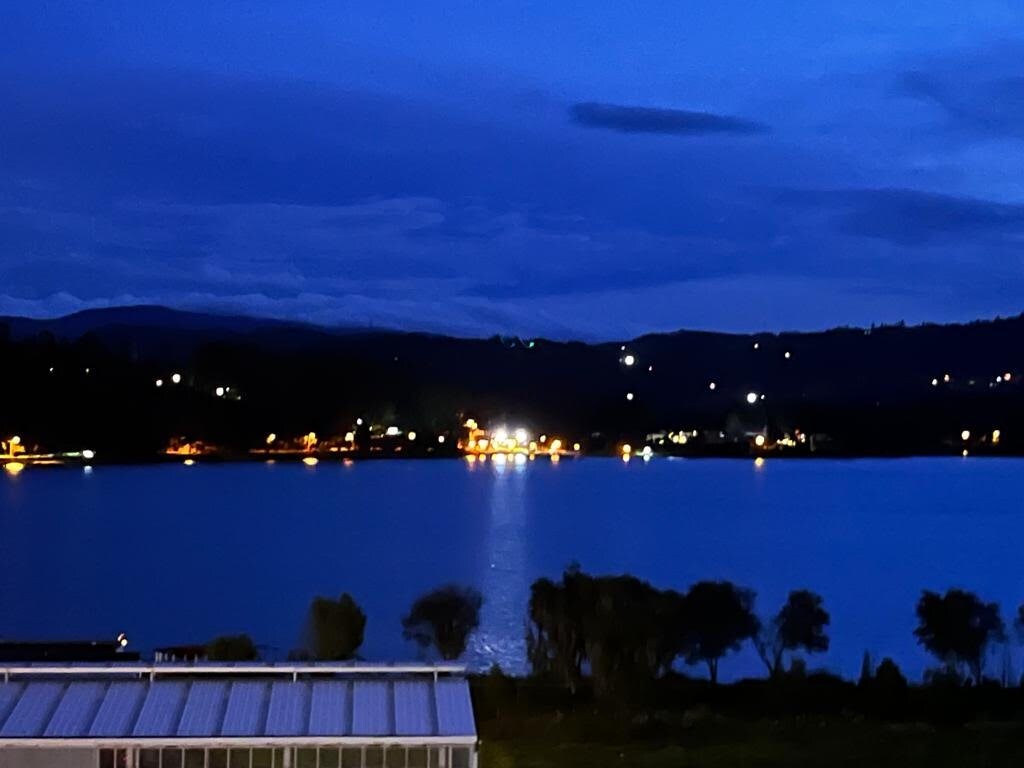 Maravillosa vista al lago Sochagota!