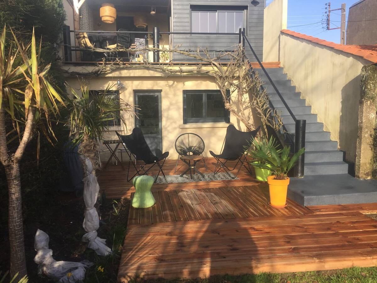 Joli studio avec terrasse et jardin