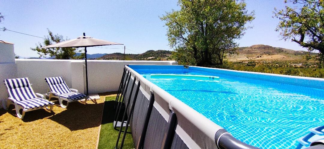 Immaculate 2 bed, 2 bath Casa in Oria with pool.