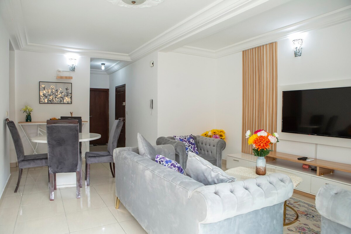 Abidjan, confortable appartement