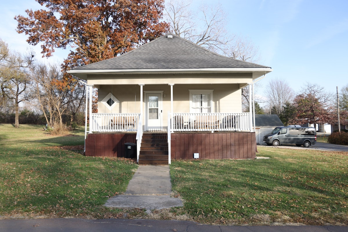 Cheerful 2 Bedroom Home In Trenton City