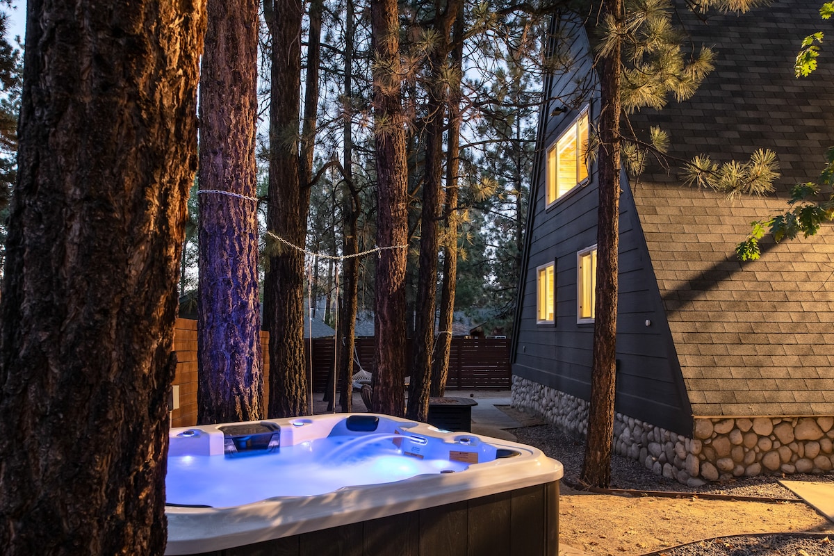 Cresta度假木屋|带热水浴缸+游戏室的架子