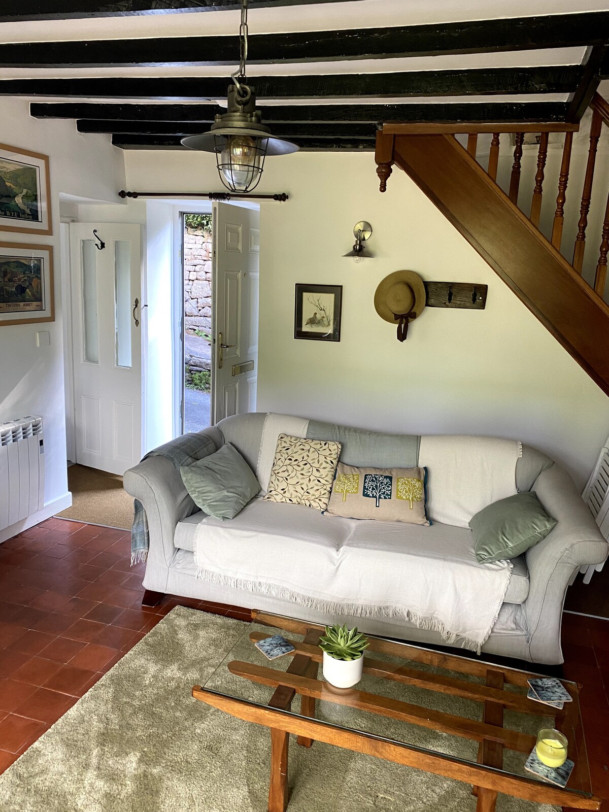 Stone Cottage with a splendid Wye Valley View