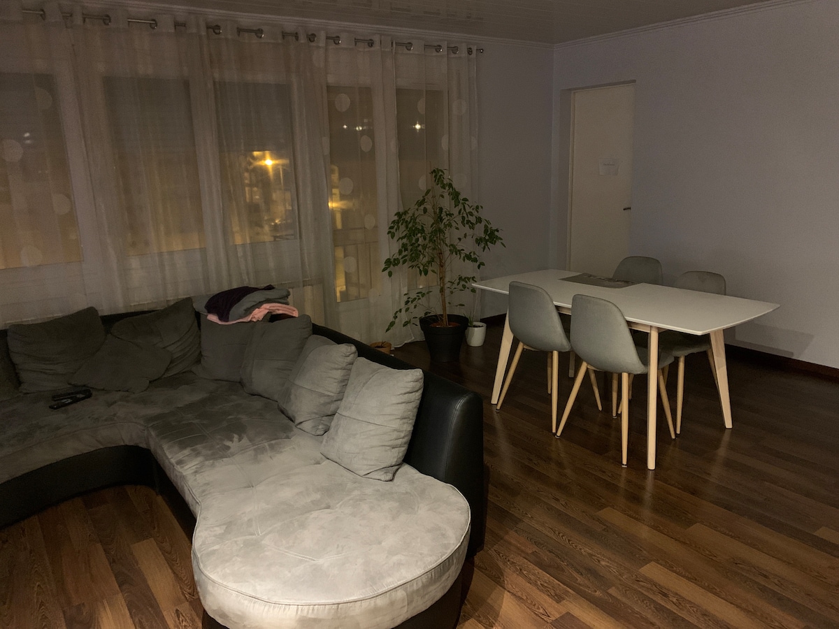 Chambre privée 1 personne dans appartement.