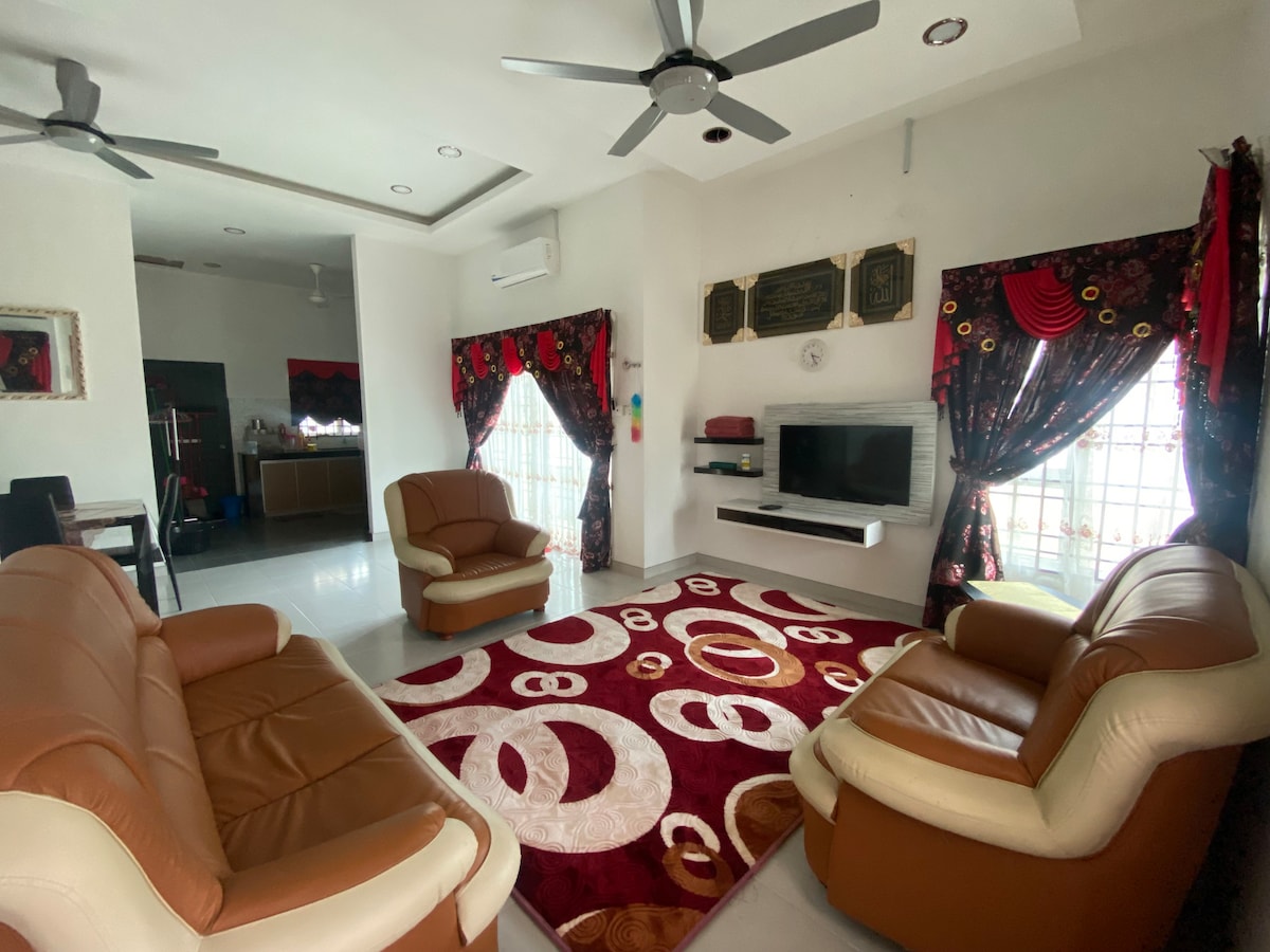 Ladiya Homestay Machang