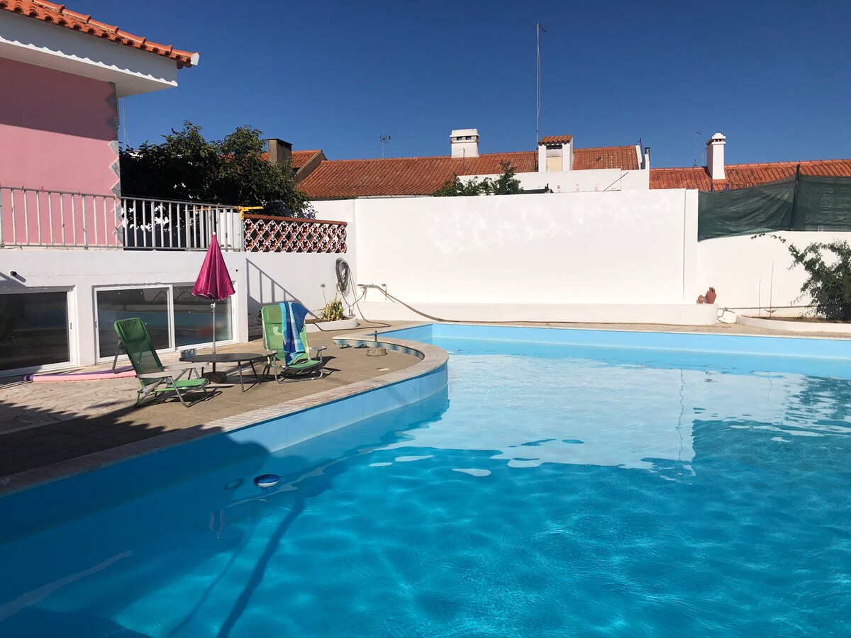 Villa avec piscine dans la campagne portugaise