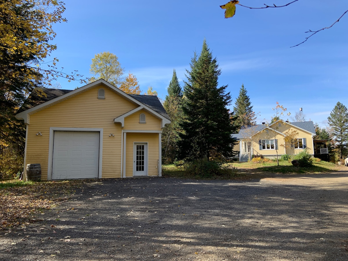 Le chalet jaune sur la Mastigouche