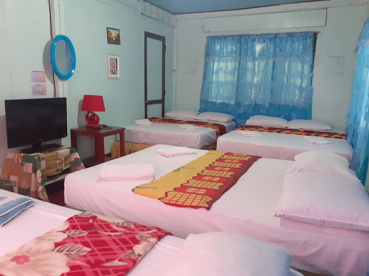 Vacation House near tourist spot for 10 person