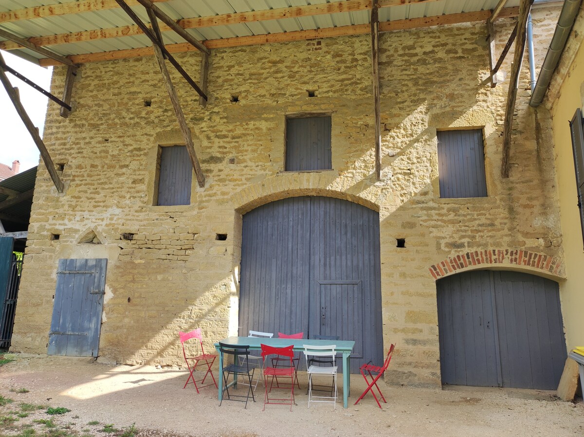 Maison de campagne au calme entre Vézelay  Avallon