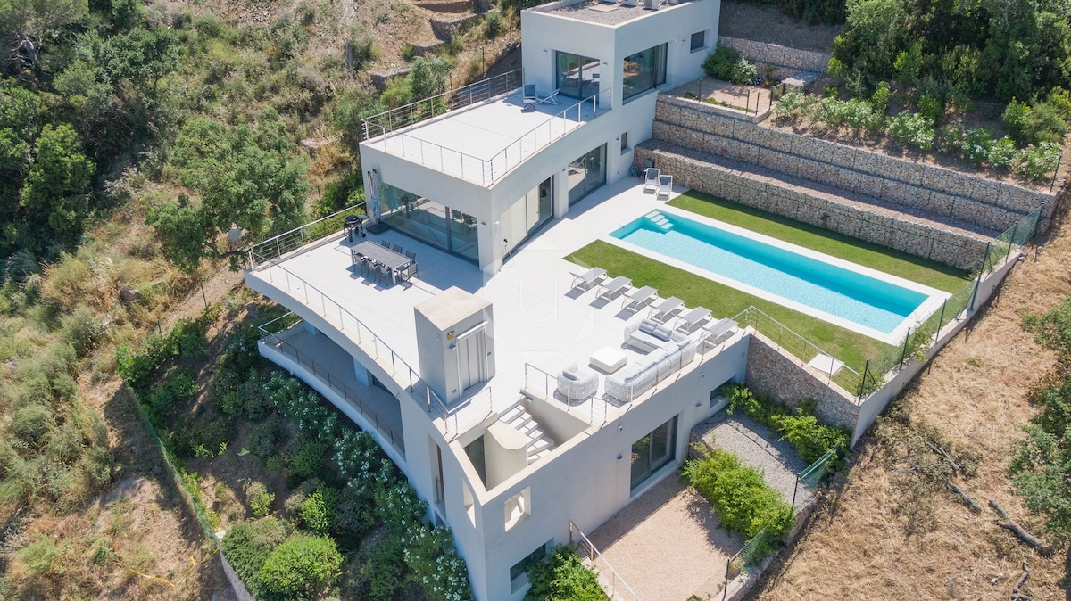 Bellavista - Modern & spacious villa
