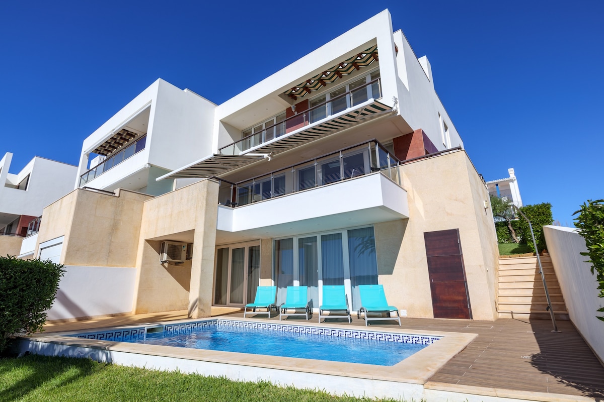 Casa del Mar -迷人的别墅，带海景和游泳池