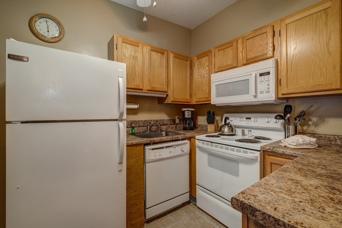 Create Family Memories @ 3BR Condo Laconia NH!