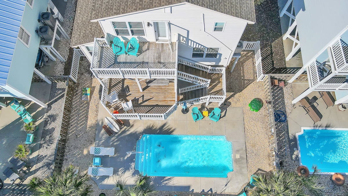 Location! Beach Private Pool, walk to all OIB Fun!