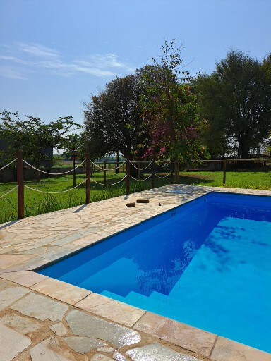 Belissima casa de campo com piscina, churrasqueira