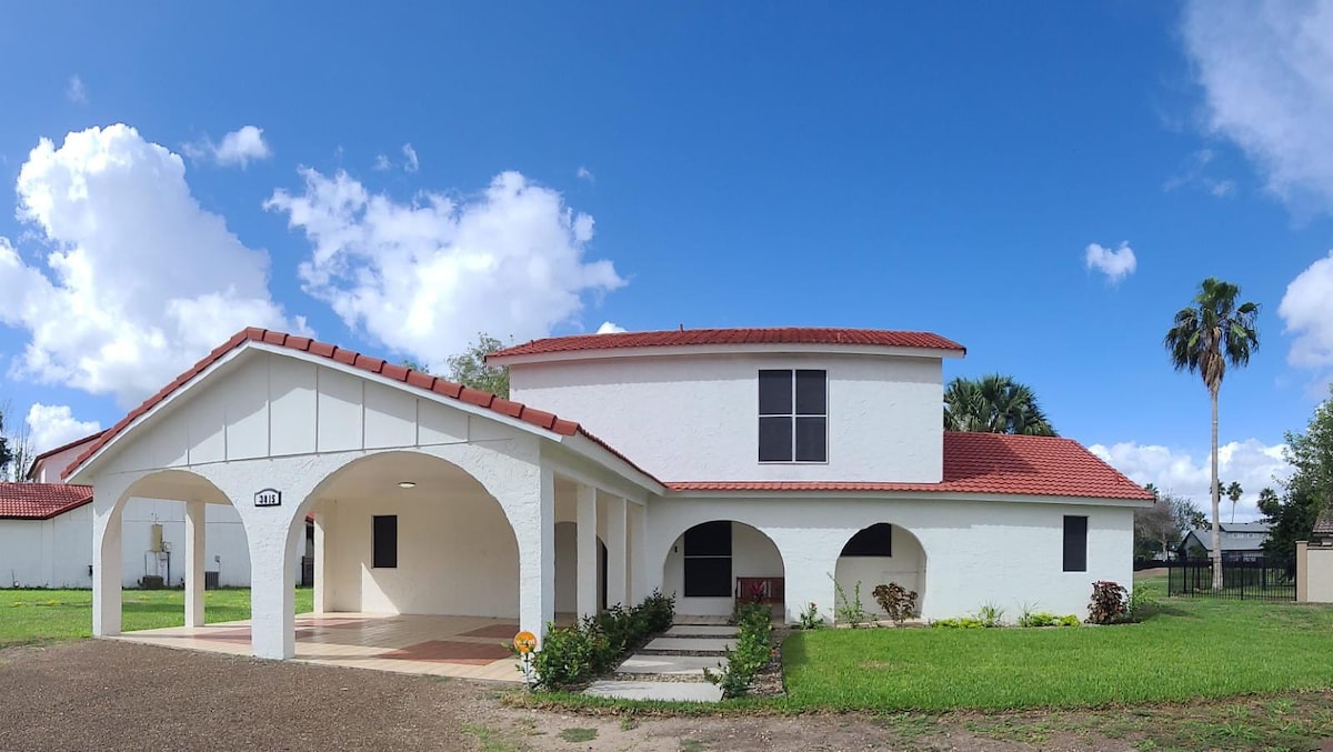 3BDR/3 Full Bath home/SPI/SpaceX/Brownsville/Mexic