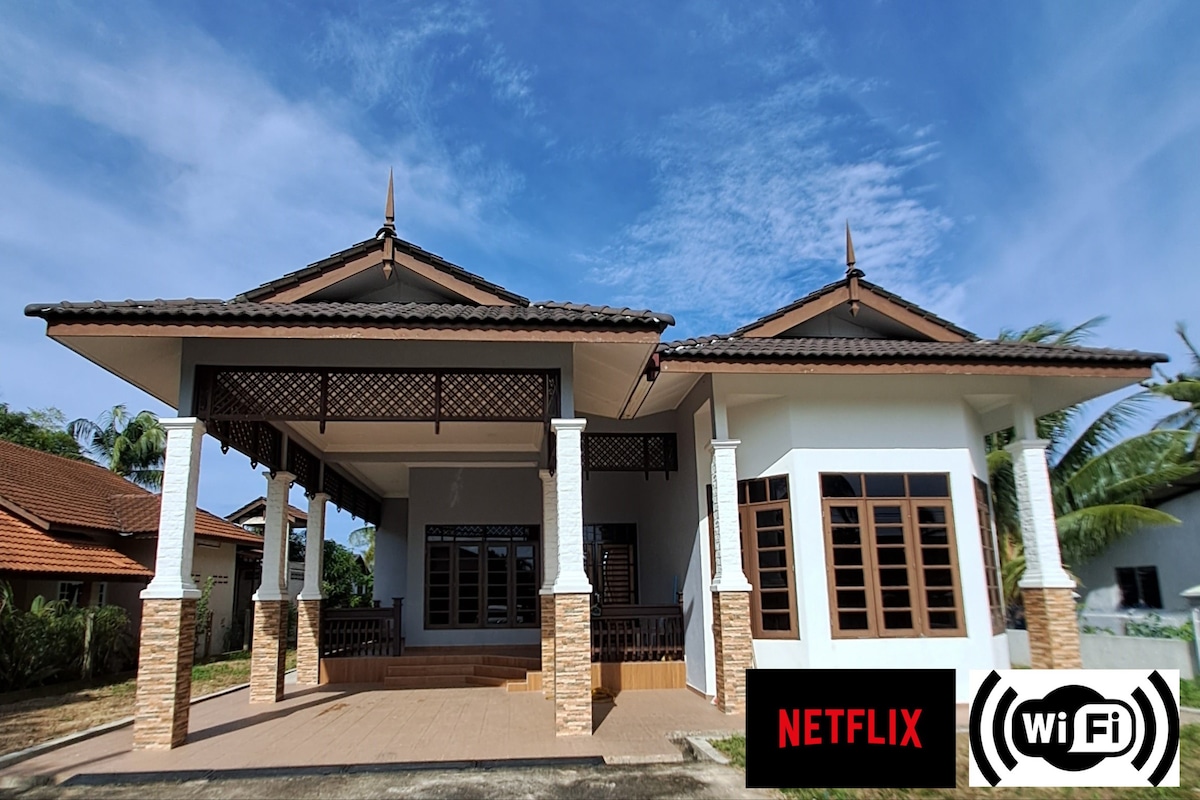 ZN Homestay Gong Badak - Netflix +无线网络