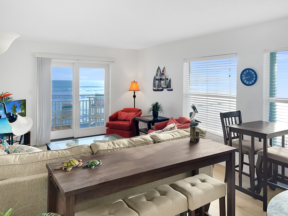 Family comfort and all the ocean views!