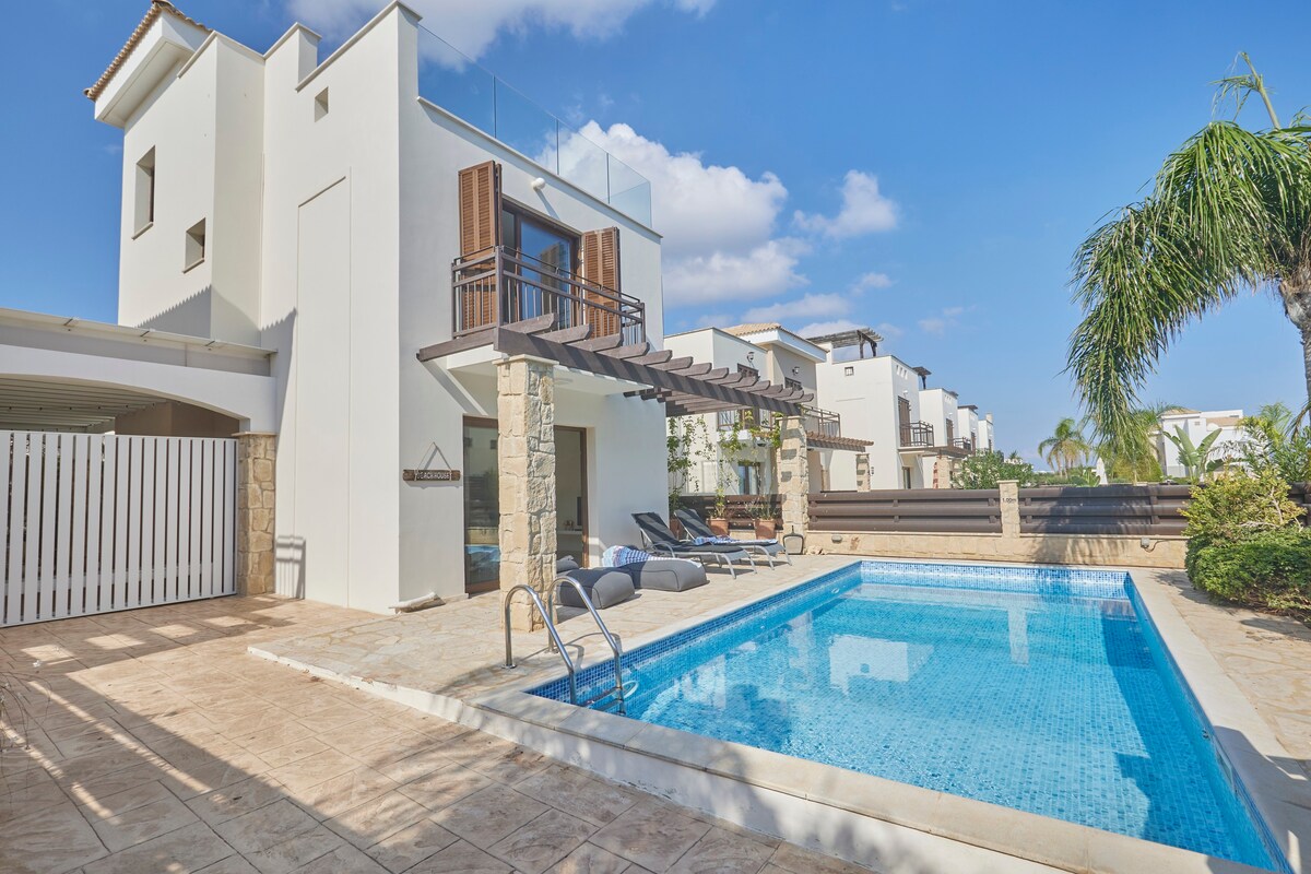 Villa Gabbi, Stylish 3BDR Protaras Villa with Pool