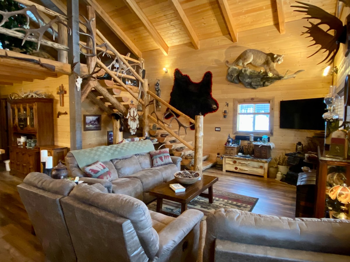 Sportsman’s Paradise Cabin on Little Lake