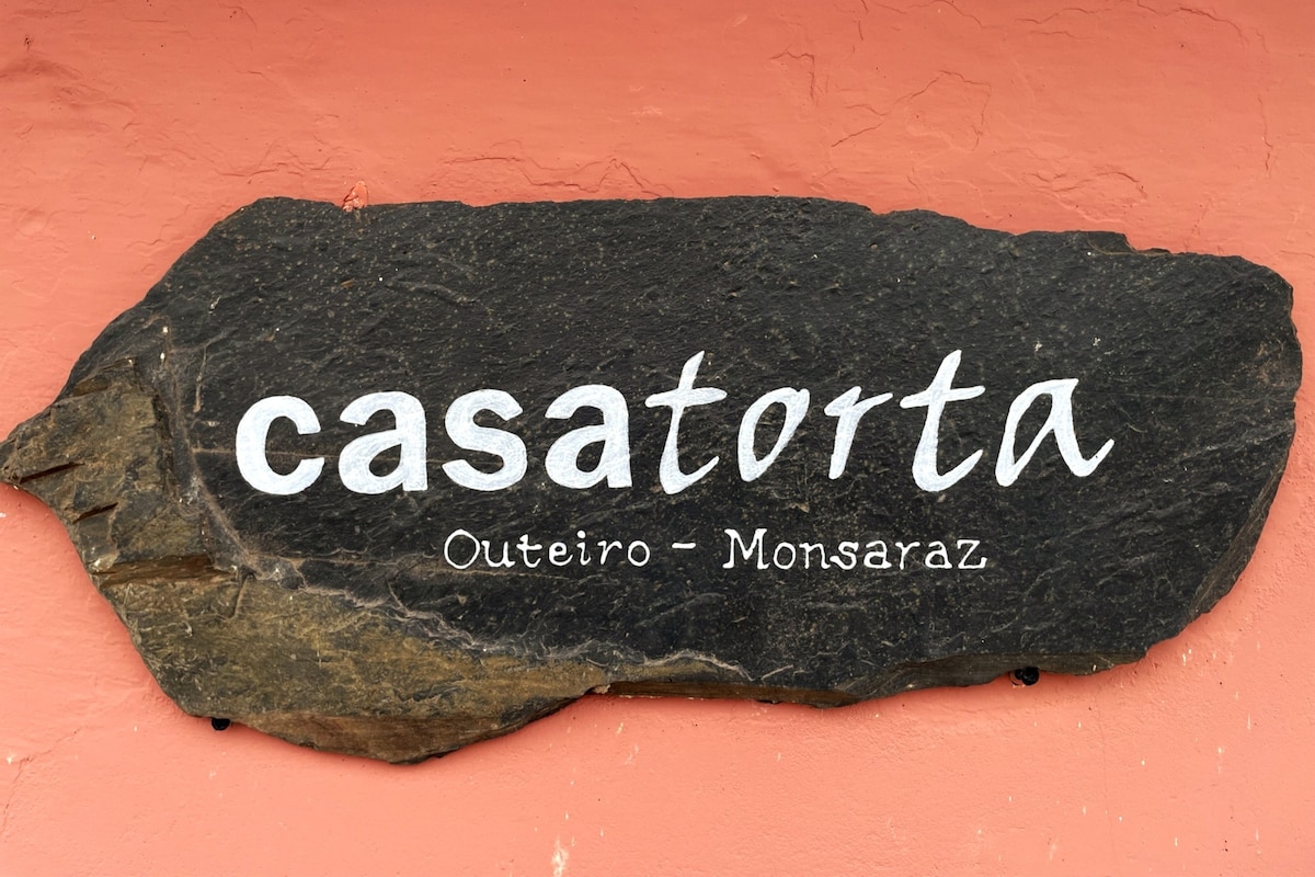 «Casa Torta» Outeiro ， Alqueva海滩旁边