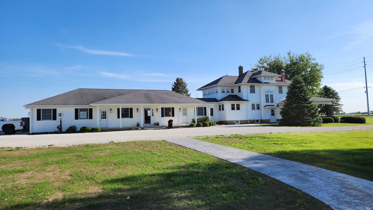 The Gathering Barn Farmhouse