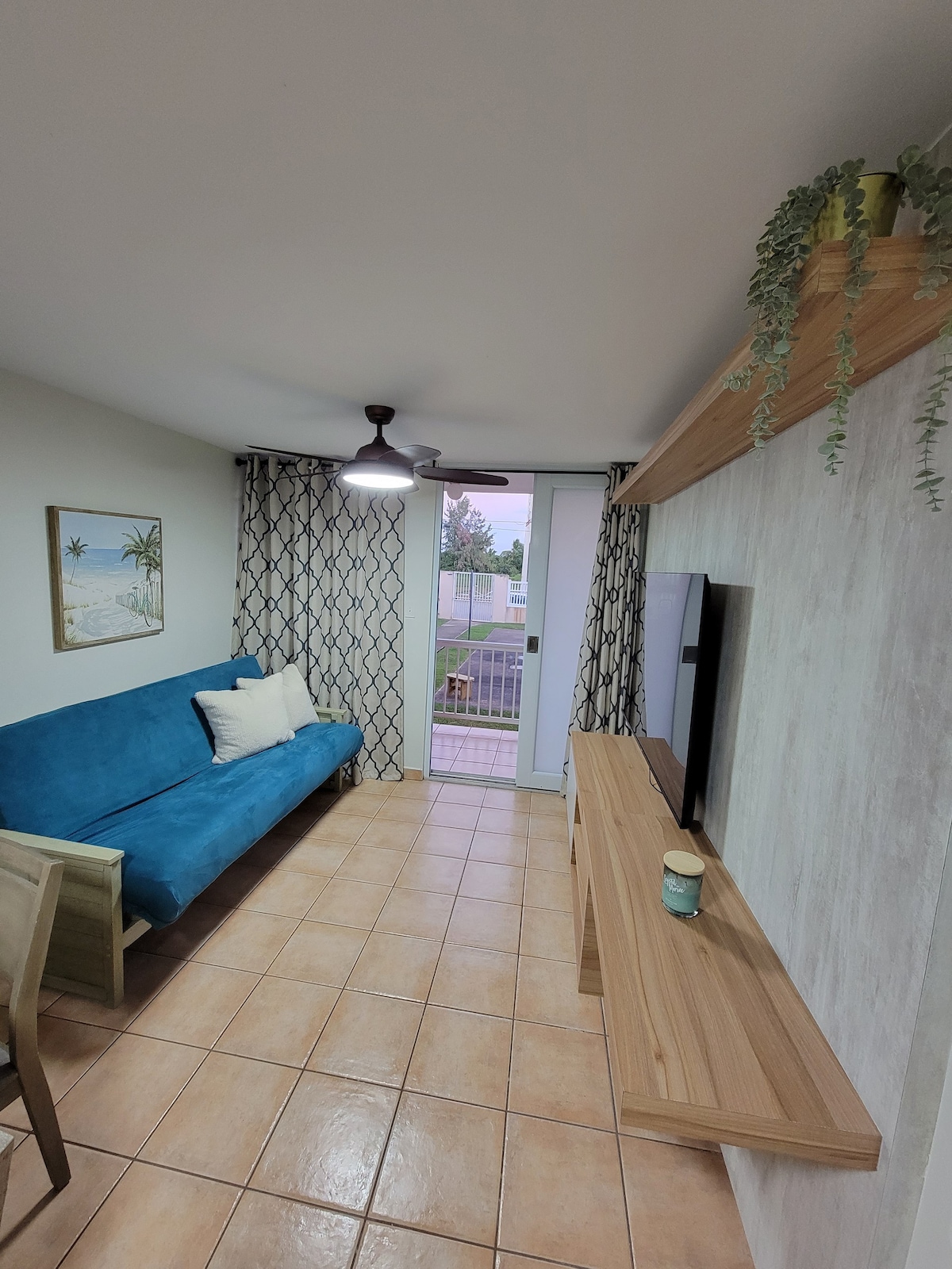 Cozy condo steps from Isabela's beaches!
