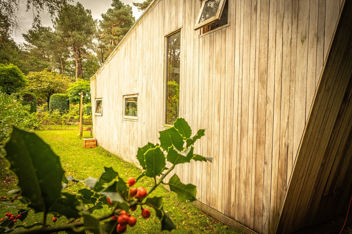 Tiny House Hilver - uniek huisje midden in het bos