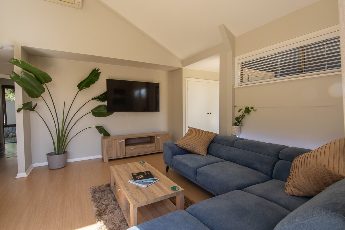 Breath of Fresh Air-Dog Friendly Dunsborough Villa