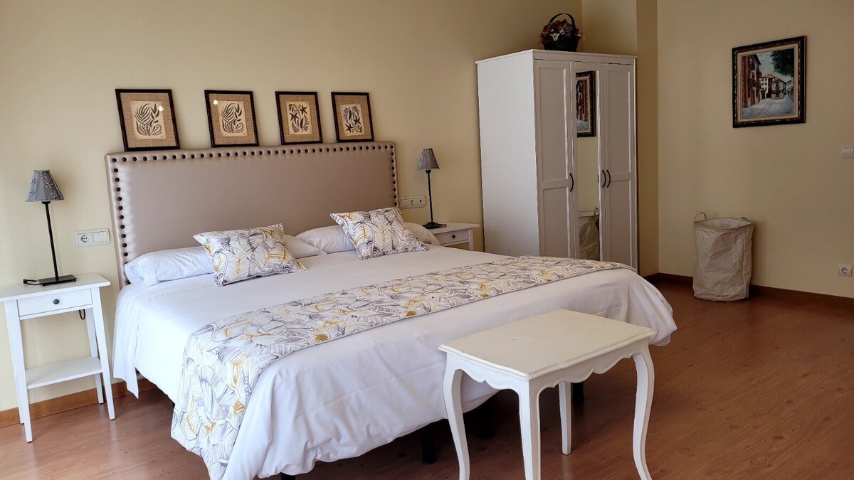带大露台、4间卧室、4间卧室、La Rioja的房源