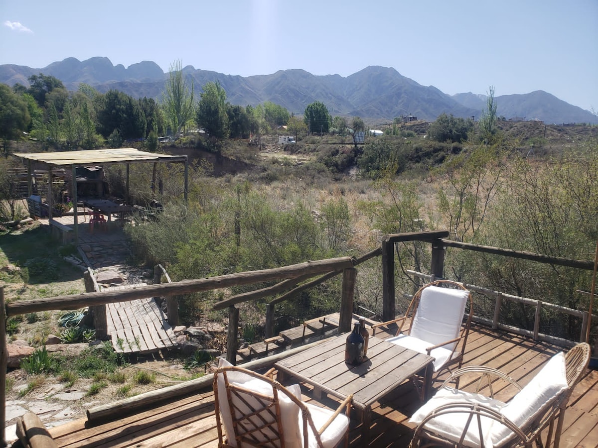 Cabaña junto al río y montaña para 5 Mendoza