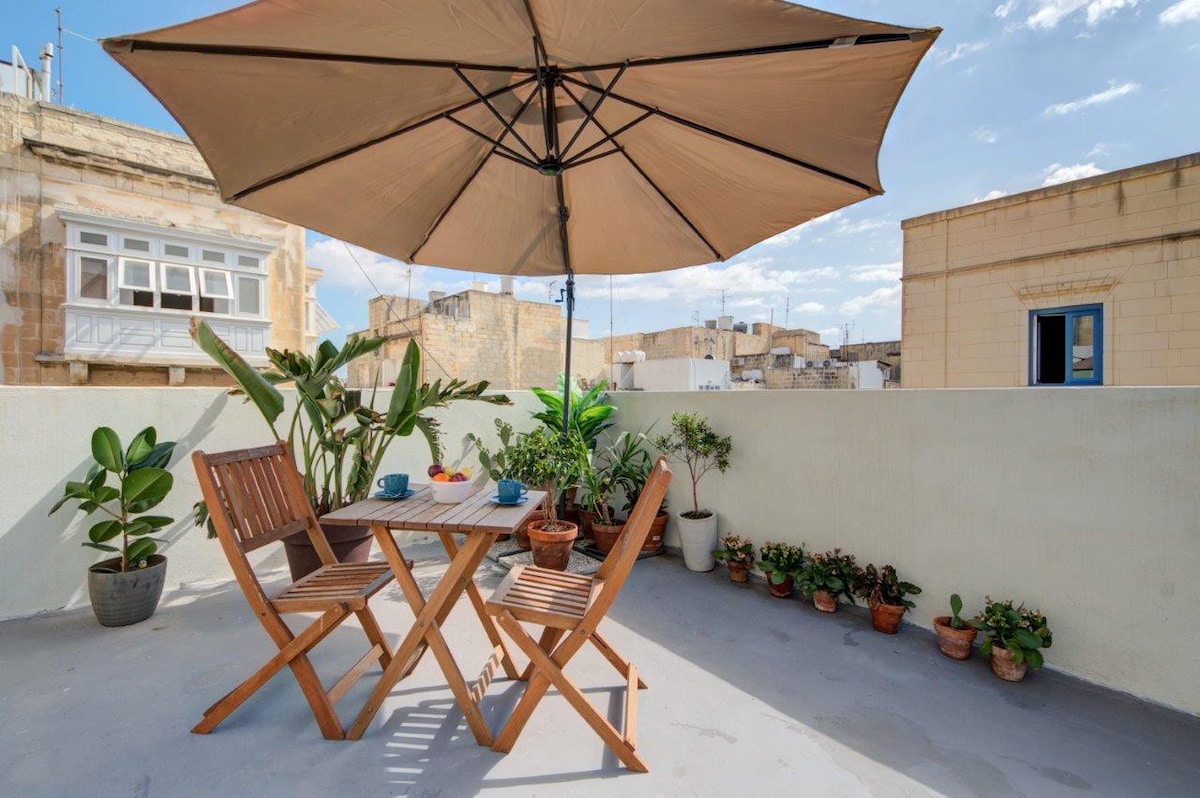Traditional Maltese Town House in Floriana