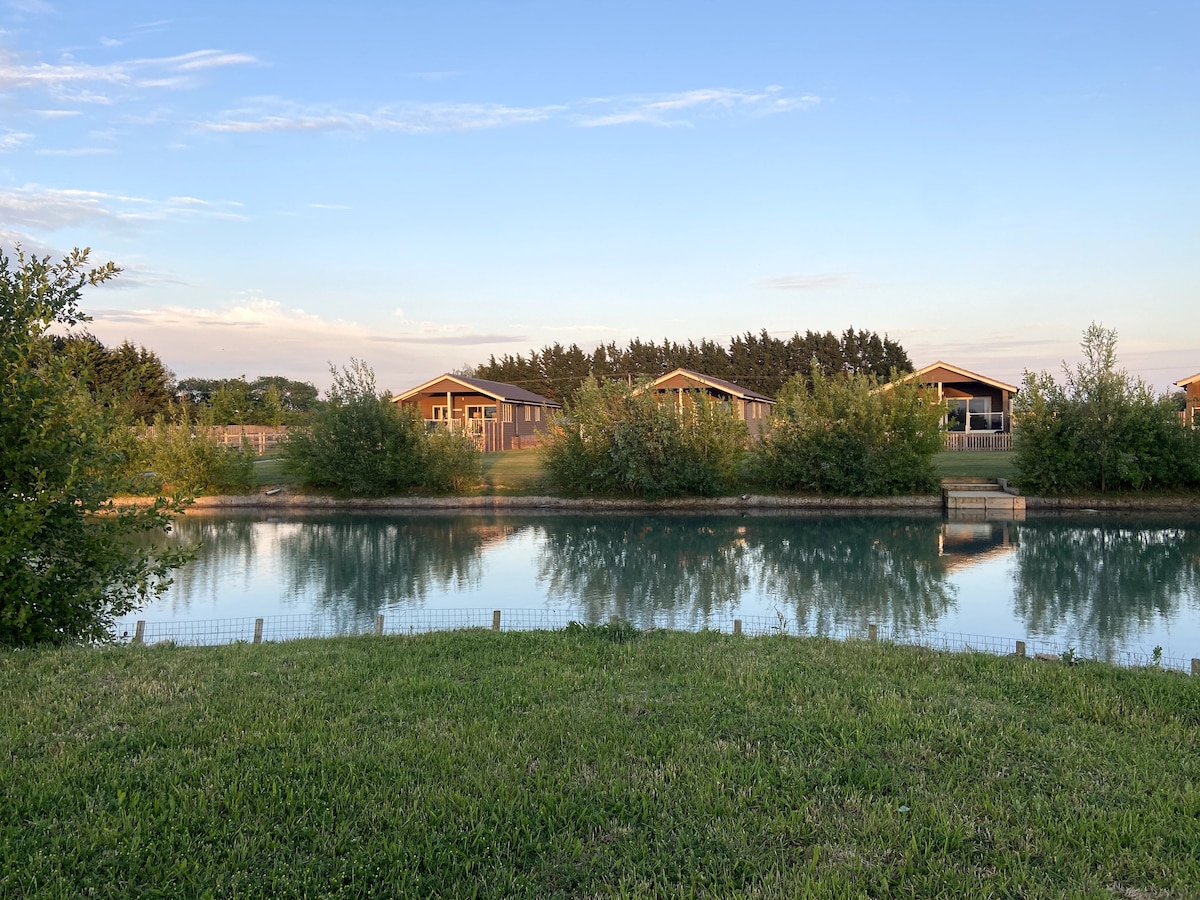 湖畔小屋，美景，热水浴缸，农场