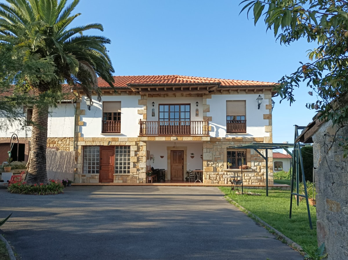 El Olivu, Casa de Aldea Oles, Villaviciosa