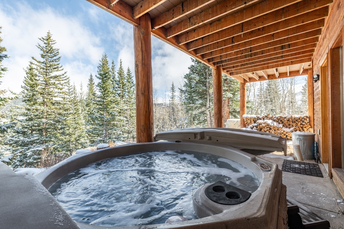 山景！舒适的小木屋，距离布雷克（ Breck ） 30分钟，热水浴缸。