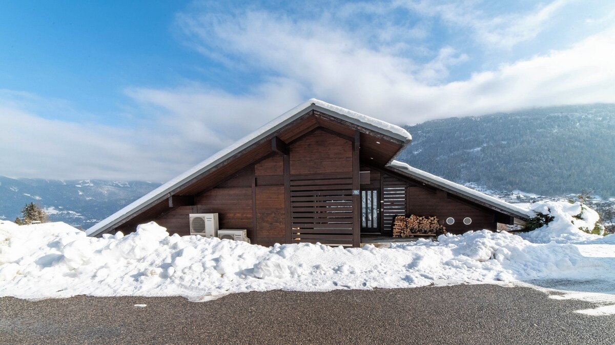 Chalet Genepi - spectacular ski and summer home