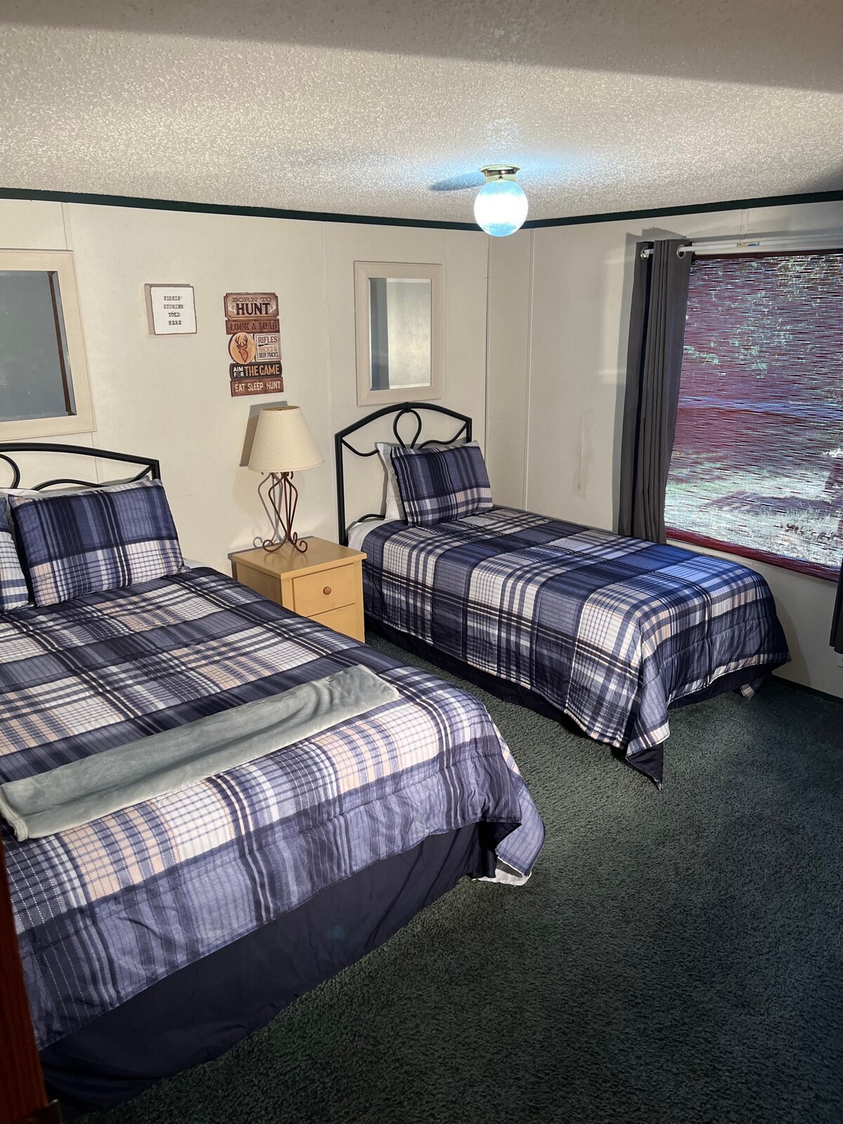 Spacious 3 bedroom resort cabin