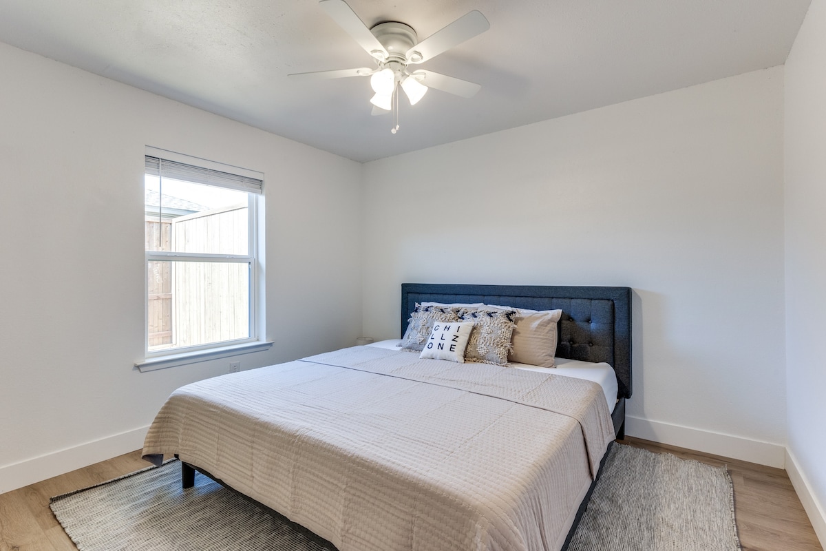 *Clean* & Stylish home near Downtown Fort Worth