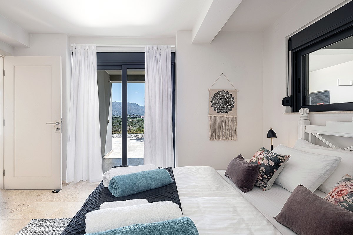 Seaview 4 bedroom villa