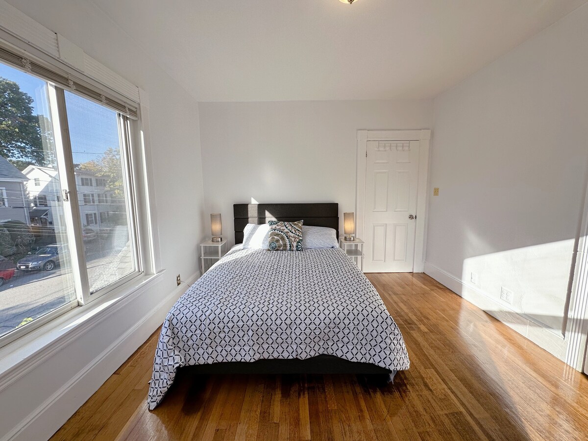 方便的2间卧室，靠近波士顿和剑桥