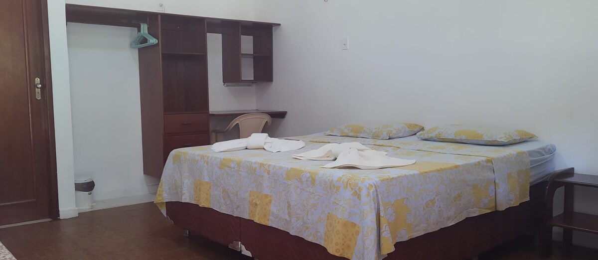 Garden Hotel - Apt completo Casal