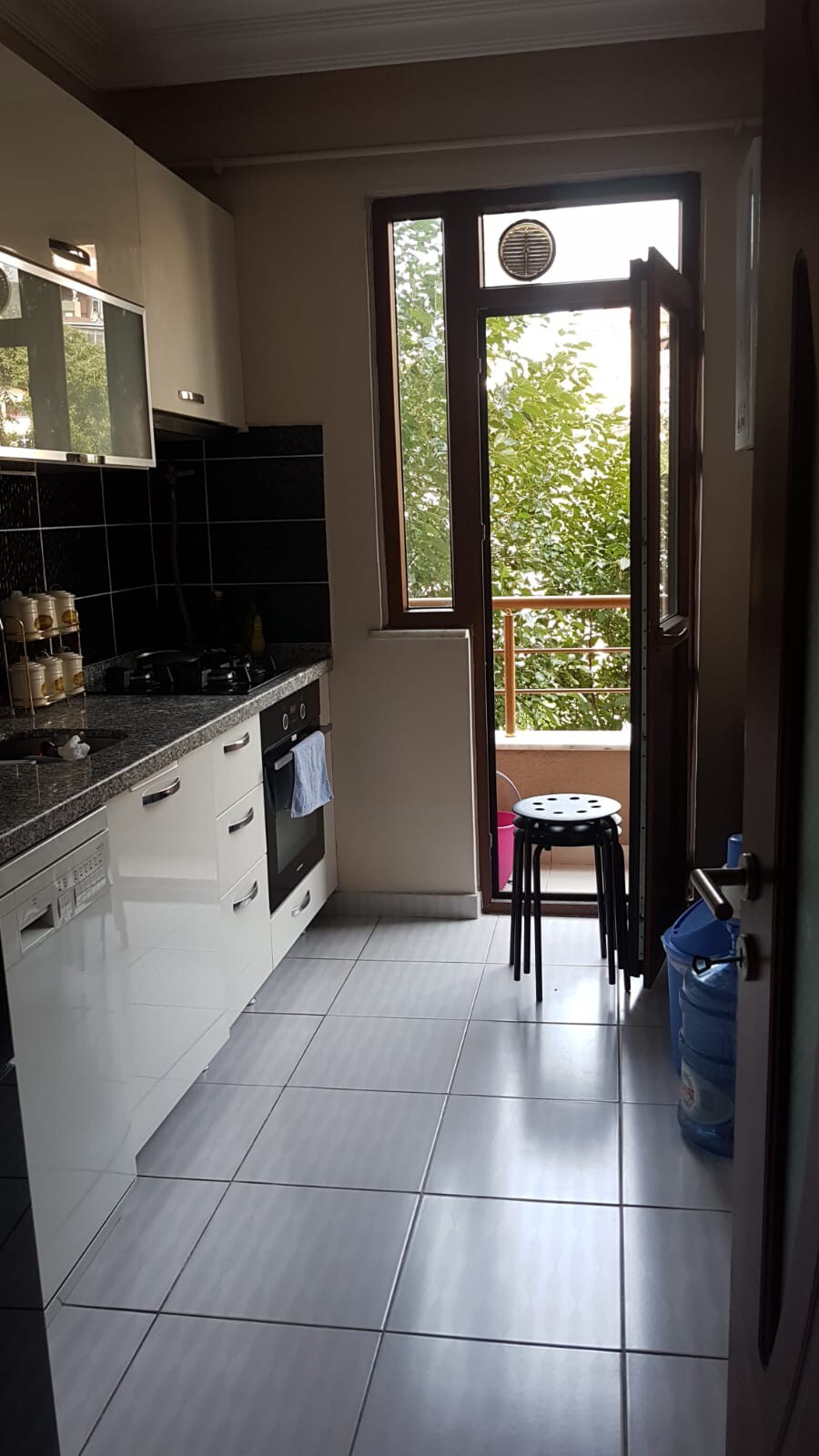 Lovely central 2+1 condo in Istanbul