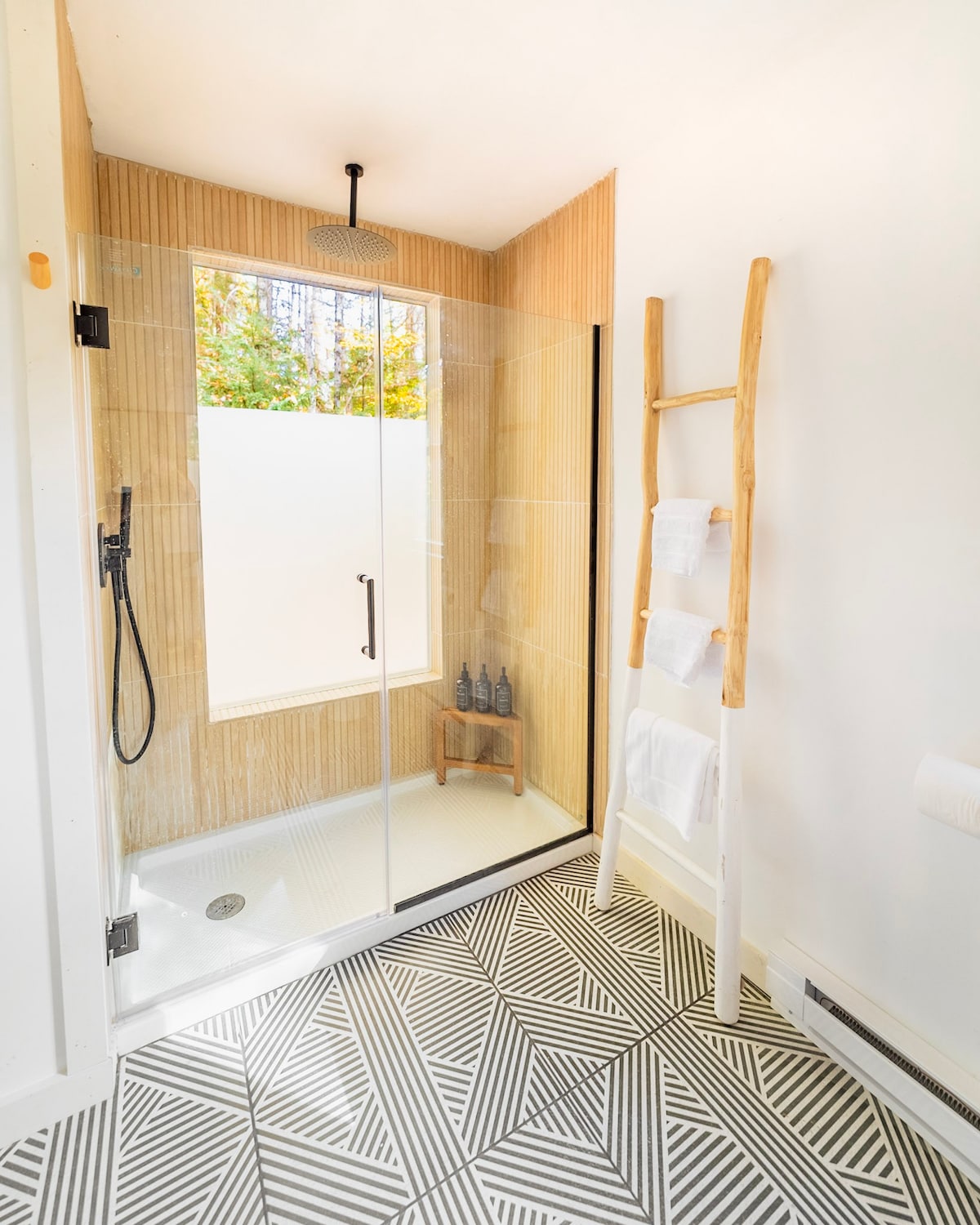 Okemo A型房屋-地板吊床、桑拿房和热水浴缸