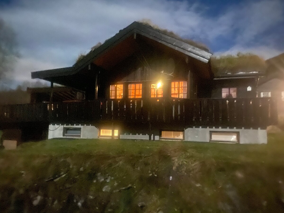 Bondalseidet, Söjaø/Érsta -滑雪中心附近的小木屋