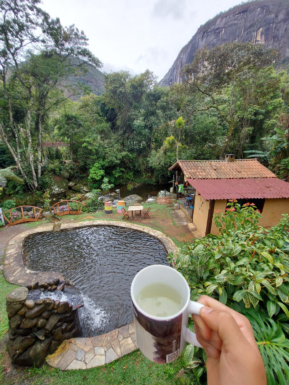 Suite no paraiso em petropolis com cachoeira