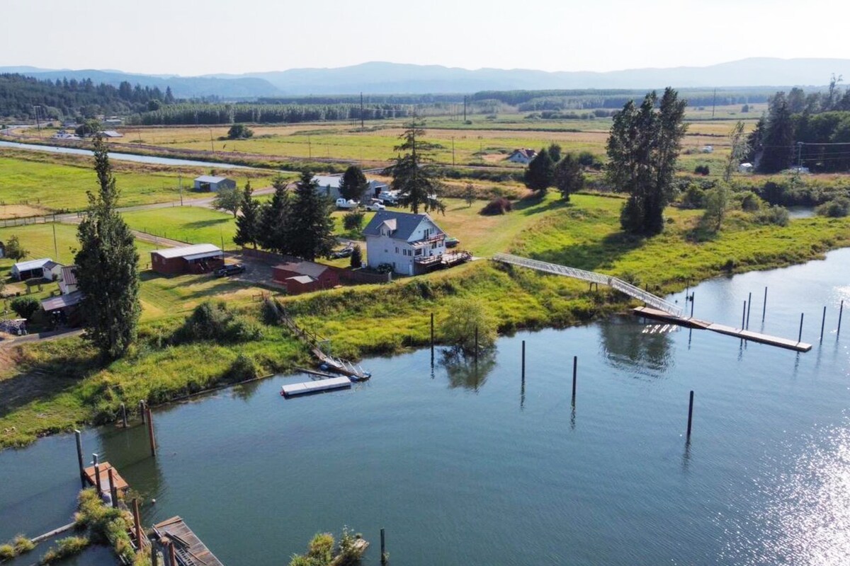 The Riverfront Red Cottage