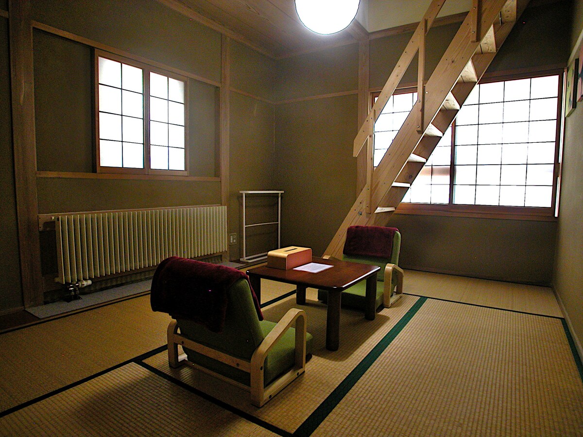 Japanese-style Room w/Attic Bedroom II- B&B Koyuki